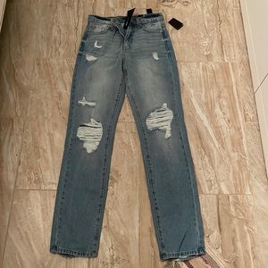 Fashion Nova “Curvy And I Like It Straight Leg Jeans”